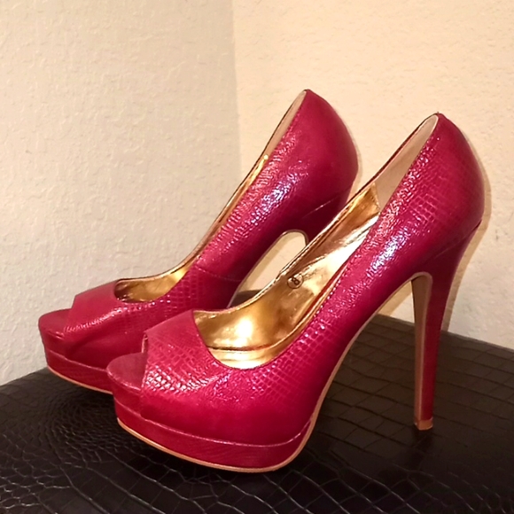 C Label Raspberry Snakeskin Stiletto Platform π - Picture 5 of 15